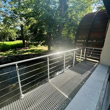 Le Moulin La Paille * Veyre-Monton