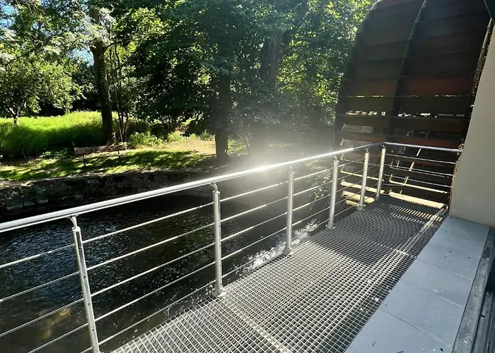 Le Moulin La Paille * Veyre-Monton